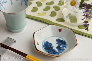 波佐見焼 敏彩窯 六角小付 染付見込草花紋