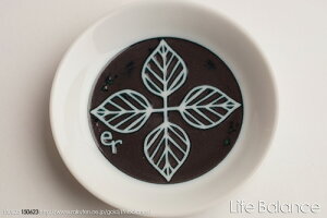 SCANDINAVIAN PATTERN COLLECTION波佐見焼モノトーンシリーズ Svart och Vitt 豆皿 (森に茂る白樺)エリーナ・レべシュ SPKPL23ELINAR