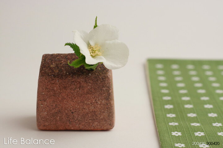 楽天市場 野分窯 広兼行男 信楽ハウス形一輪挿し A 5cm 花瓶 花器 ラッピング無料 Life Balance ライフバランス 楽天市場 野分窯 広兼行男 信楽ハウス形一輪挿し A 5cm 花瓶 花器 ラッピング無料 Life Balance ライフバランス
