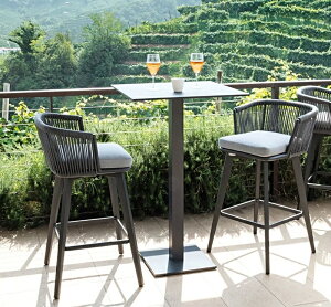 Oʑ[v҂݃\t@oRj[hĂh~\t@Ƌgݍ킹K[fق̈֎qe[uƈ֎qׂ܂