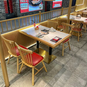 Cނ̈HXÍ؊ىΓXˉJؒXgJ[h\t@[ƐHe[uƈ֎q̑gݍ킹łB