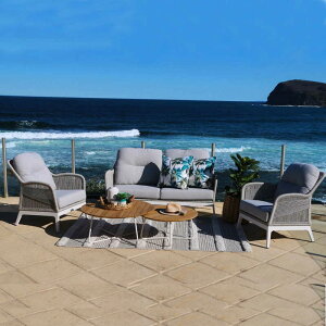 AEghAk[v҂ق̈֎qƃ\t@[][gO뉀K[f`[Nނ̃e[ugݍ킹OƋł