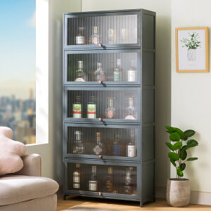 TCh{[hIȃVvȃC{[hLb`̃bJ[^CṽbJ[ƒp̃rO[̕ǂɂĐHĨbJ[