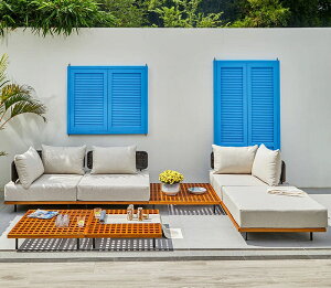 JWAٕ҂݃AEghAkCނ̃e[uƈ֎q̑gݍ킹̊OɃoRj[ׂ܂