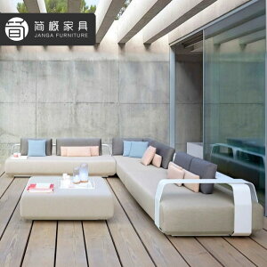 AEghAzẽeX\t@̑gݍ킹B̃K[f̉ƋO̊p̃\t@JWAȃ\t@̃Zbgł