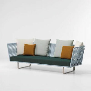 kAEghAƋoRj[OK[fٕ҂݃\t@e[uZbgł