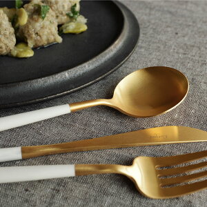 yK戵Xz N`|[ GOA fBi[ 3{Zbg zCg / S[h fBi[ iCt tH[N Xv[ e1{ Cutipol SA Jg[