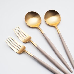 yK戵Xz N`|[ GOA fBi[ 4_Zbg AC{[ / S[h SA fBi[ tH[N Xv[ e2{ Cutipol x[W Jg[ 4_Zbg