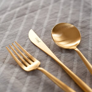 yK戵Xz N`|[ MOON fU[g 3{Zbg }bgS[h fU[g iCt tH[N Xv[ e1{ Cutipol [ Jg[