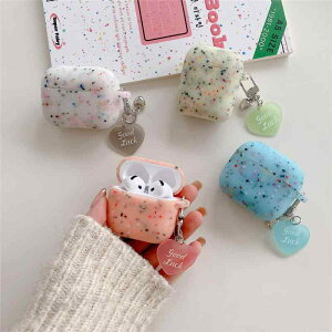 AirPods �P�[�X �V���R�� �ی�J�o�[ ��� ���ʃJ���[ �n�[�g �`���[�� �t�� ���킢�� �f�U�C�� �P�[�X �Ռ��z�� �t�B�b�g�� ���Q �y�� �ʋ� ���i�g�� �Ή� AirPods 1 2 3 �� Pro 2 �� 4 �� ���F �u���[