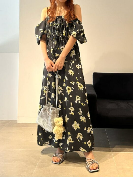 楽天市場】【SALE／40%OFF】2wayシャーリングワンピース LILY BROWN 