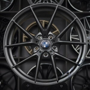 BMW 4 �V���[�Y / 3 �V���[�Y / M3/M4 �����p 18 �C���` 8J/9J PCD5×120 ���i���A���~�z�C�[�� 4 �{�Z�b�g