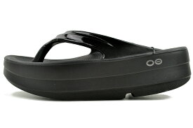 [ ポイントUP & 最大2000円OFFクーポン ] OOFOS OOmega OOlala BLACK 2000440050211 ウーフォス ウーメガ ウーララ ウィメンズ ブラック 厚底 サンダル リカバリーシューズ クッション 疲労回復 フリップフロップ トング SANDAL