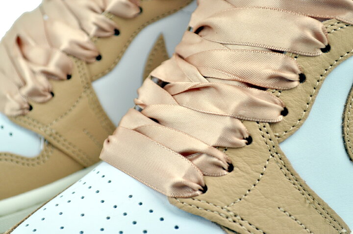 楽天市場】NIKE WMNS AIR JORDAN 1 RETRO HI OG praline/white-sail 