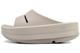 [ ポイントUP & 最大2000円OFFクーポン ] OOFOS OOmega OOahh WOMEN NOMAD 2000730102232 ウーフォス ウーメガ ウーアー ウィメンズ ノマド ベージュ リカバリーシューズ シャワー サンダル 厚底 SANDAL クッション 疲労回復 スライド SLIDE レディース