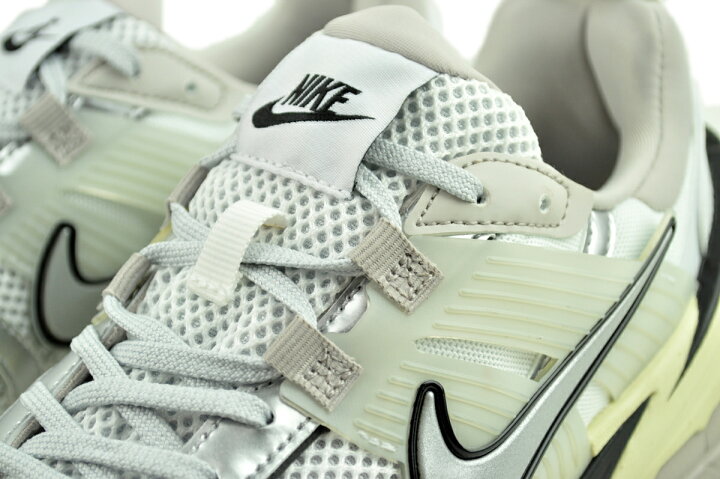 楽天市場】[6/15 は「5」のつく日!! & ポイントUP!! ] NIKE V2K RUN 