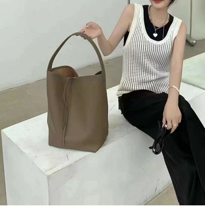 楽天市場】【 シンプル レザー ショルダー バケツバッグ 中袋付き 