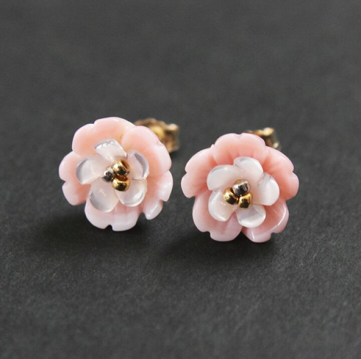 楽天市場】【再入荷】コンクシェル 一粒 ピアス（フラワー ダブル 