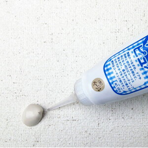 KF܂Ƀs`ǎ̂Ȃ߁EԂ̕CR[LOܕǎɂ킹ĐFIׂ܂