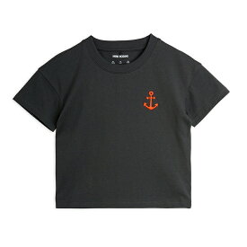 【Mini Rodini】Anchor emb ss tee【80/86・92/98・104/110】 半袖 Tシャツ ワンポイント ブラック シンプル トップス ベビー服 子ども オウム 黒 無地 北欧 あす楽 リトルレモネード ミニロディーニ (24620119) アパレル YKZ AW24pre