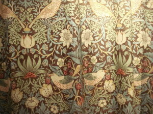 yzEBAX^C`SD_Strawberry Thief uE220311pn Morris &CoI[_[J[e