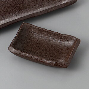 ˏ ĕME O 9×6.7×2cm