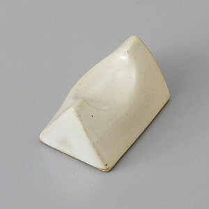 Z }bgOp@u 3.5×2.5×2.2cm