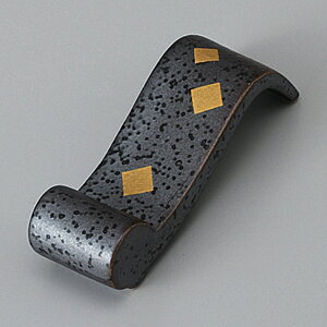 Z u ^ns 6.5×2×1.7cm