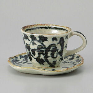 Z ^RR[q[M̂ 15.4×14.6×1.8cm