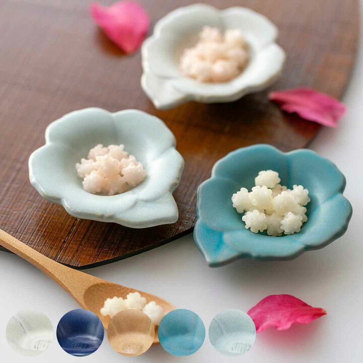 楽天市場 プレート 8cm 輪花皿 花皿 花シリーズ 洋食器 陶器 日本製 ぎんはく 食器 皿 器 豆皿 おしゃれ 花 花びら 和食器 瀬戸焼 花型 小さい リビングート 楽天市場店 楽天市場 プレート 8cm 輪花皿 花皿 花シリーズ 洋食器 陶器 日本製 ぎんはく 食器 皿 器 豆皿 おしゃれ 花 花びら 和食器 瀬戸焼 花型 小さい リビングート 楽天市場店