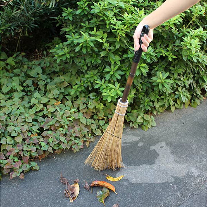 楽天市場 ほうき 職人箒 庭園 短柄 庭箒 屋外 庭ほうき 箒 ホーキ 柄付き 庭 掃除 掃除用品 掃除用具 外 大掃除 砂 水 ほこり 落ち葉 石 コンクリート アスファルト リビングート 楽天市場店 楽天市場 ほうき 職人箒 庭園 短柄 庭箒 屋外 庭ほうき 箒 ホーキ 柄付き 庭 掃除 掃除用品 掃除用具 外 大掃除 砂 水 ほこり 落ち葉 石 コンクリート アスファルト リビングート 楽天市場店