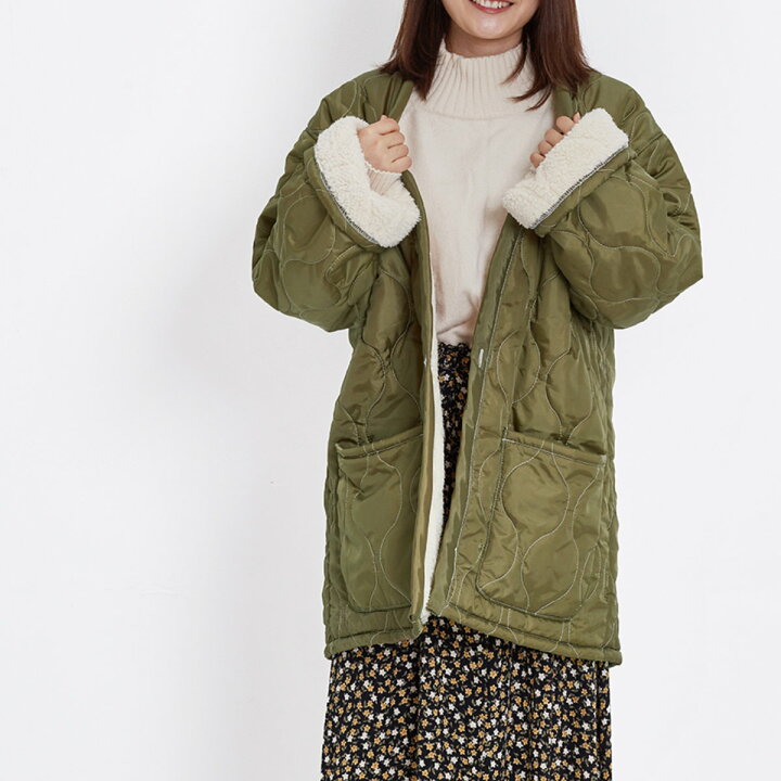 楽天市場 はんてん Twosides 家でも外でも使えるファブリック 送料無料 キルティング 半纏 男女兼用 メンズ レディース フリーサイズ 収納袋付き 部屋着 ルームウェア 冬 暖かい 羽織り アウトドア キャンプ おしゃれ リビングート 楽天市場店