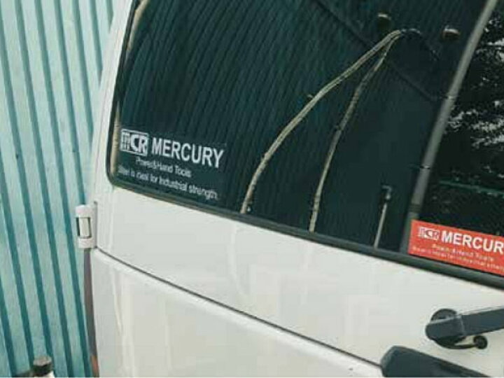 楽天市場 ステッカー マーキュリー White Big 屋外 車 シール デザインステッカー バイク アウトドア デザイン 屋外使用可能 ラミネート加工 スーツケース 塩ビ素材 リアガラス フロントガラス バイクタンク 車内 リビングート 楽天市場店