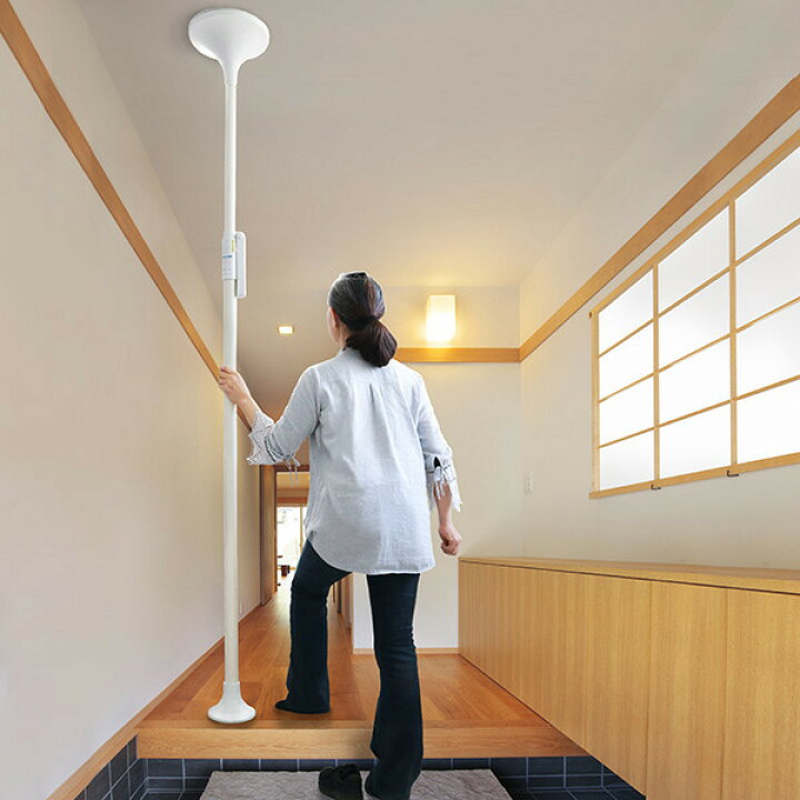 楽天市場 手すり つかまりポール 丸型 介護用品 突っ張り 工事不要 送料無料 手摺り ポール 介護 突っ張り棒 後付け 介護用 つかまり棒 手摺 突っ張り式 縦手すり つかまり立ち 玄関 トイレ 寝室 ベッド 介助用 リビングート 楽天市場店