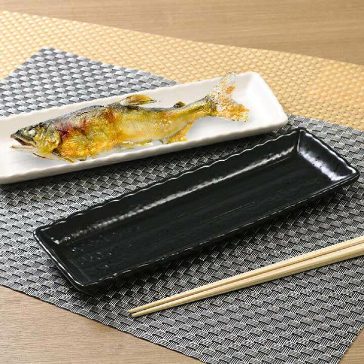 楽天市場 さんま皿 27cm 小 長角皿 角皿 粉引 皿 食器 和食器 陶器 食洗機対応 電子レンジ対応 長皿 角 白 黒 プレート サンマ皿 焼皿 前菜 焼魚 八寸 魚皿 揚げ物 和モダン リビングート 楽天市場店