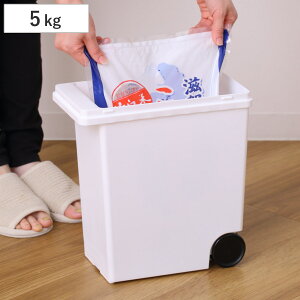 米びつ 5kg 袋のまま 保存 5kg用 ( 保存容器 米櫃 ライスストッカー 日本製 計量カップ付き キャスター付き プラスチック 密閉 5キロ シンク下 袋ごと 米 お米 お米収納 お米保存 ペットフード