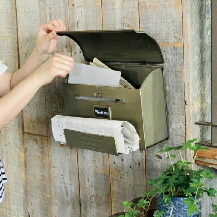 楽天市場 ポスト メールボックス ブリキポスト Geshmack Mail Box 郵便受け 郵便ポスト メールボックス 壁付け 一戸建て 玄関 郵便 新聞受け カフェ風 アンティーク メール メールbox 前入れ リビングート 楽天市場店