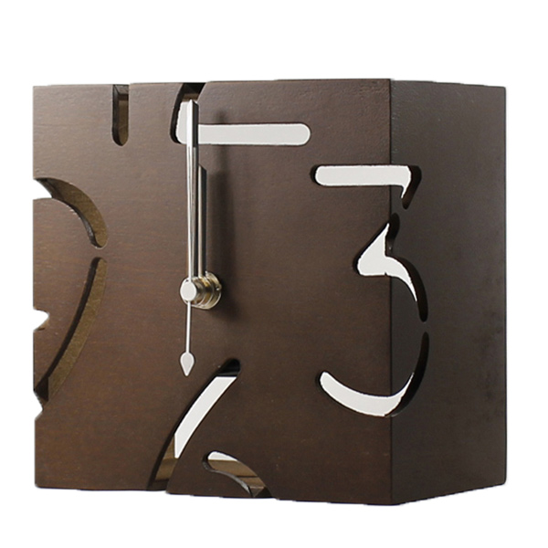 一枚の板を折り曲げて作り出す時計 置き時計 ヤマト工芸 yamato 最大83%OFFクーポン PUZZLE STAND ブラウン 時計 保障 インテリア クロック リビング 一枚板 ダイニング アナログ 置き型 シンプル 天然木 おしゃれ 高級