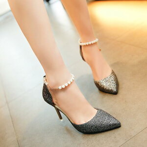 ウェディング シューズ ブライダルシューズ 結婚式 パンプス キラキラ 黒 ストラップ ウエディングシューズ パーティーシューズ 靴 二次会 前撮り 花嫁【ブラック・ゴールド・シルバー】【