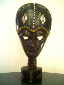 アフリカ彫刻立像仮面「アカン族裁判官」/頭顔置物マスク/木彫 直接契約 テレビ台やラックの上に!