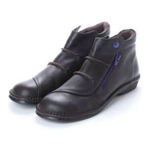 y{v / { / 3Ez B^m[@ VITA NOVA TCht@Xi[u[c