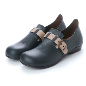 y{v / { / 3Ez B^m[@ VITA NOVA JWAV[Y iNVCj