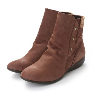 y{v / { / 3Ez B^m[@ VITA NOVA JWAu[c iDBRNCj