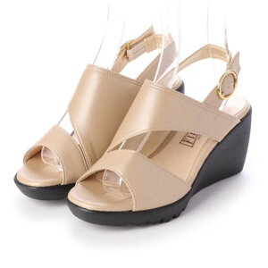 t@[XgR^Ng First Contact { t@[XgR^Ng obNxgEFbWT_ RtH[g ix[Wj