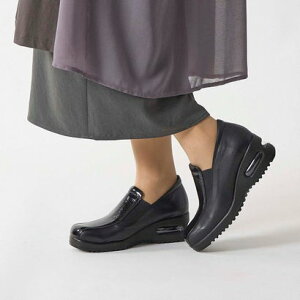 アトリエ Atelier 【3E】エアソールサイドゴアスリッポン (ブラックエナメル)