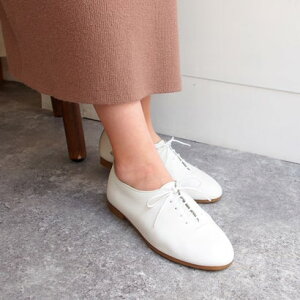 エンアシナガオジサン EN あしながおじさん レースアップシューズ (ホワイト)