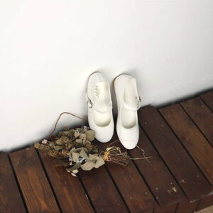 TG[vXtF~j AAA+ feminine Jt[V[Y/3543 izCgj