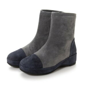 y{v / { / 3Ez B^m[@ VITA NOVA vbgtH[\[ RtH[g \tgU[u[c iDGYSCj