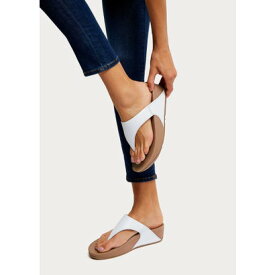 フィットフロップ fitflop LULU LEATHER TOEPOST （White）