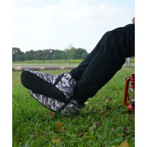 �A�h�b�g adottona �y�h���E�ۉ��z�A�E�g�h�A�e���g�V���[�Y �y�����Y�z�i�J���t���[�W���j